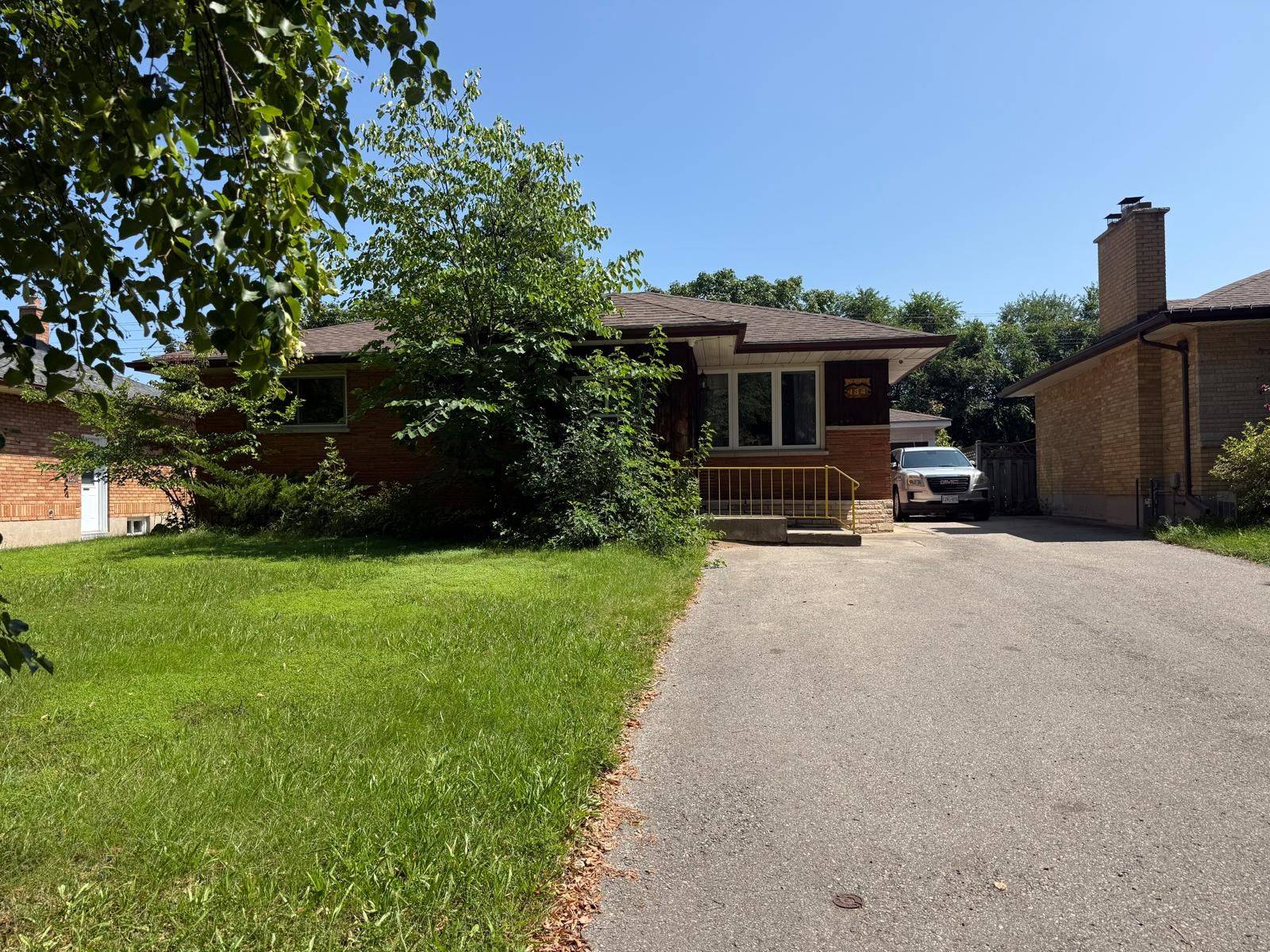 134 Mark ST, London East, ON N5V 2G9