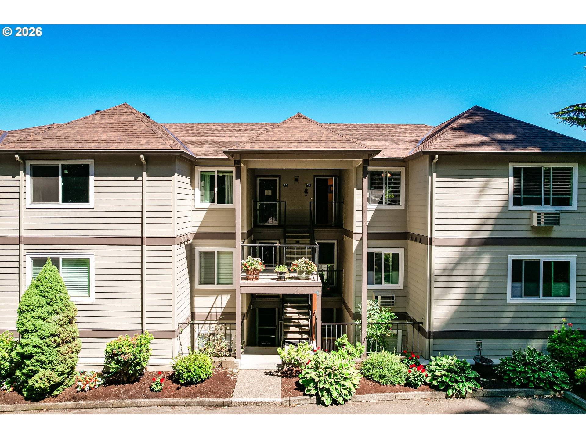 6331 WHITE TAIL DR #64, West Linn, OR 97068