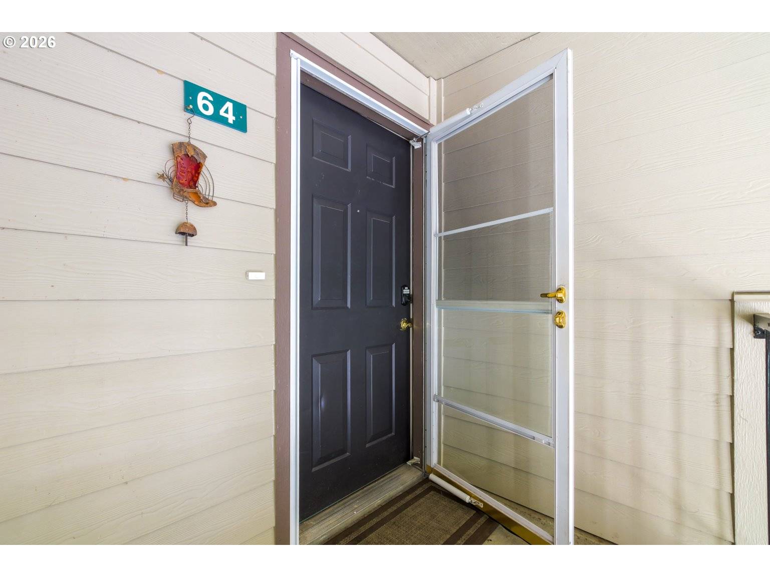 6331 WHITE TAIL DR #64, West Linn, OR 97068