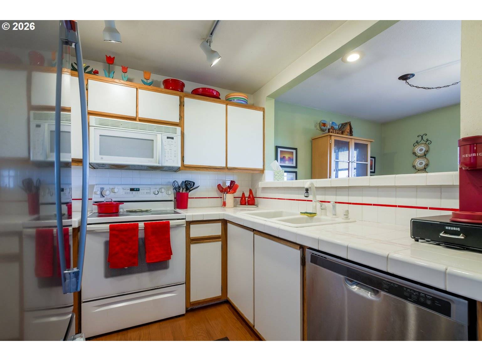 6331 WHITE TAIL DR #64, West Linn, OR 97068