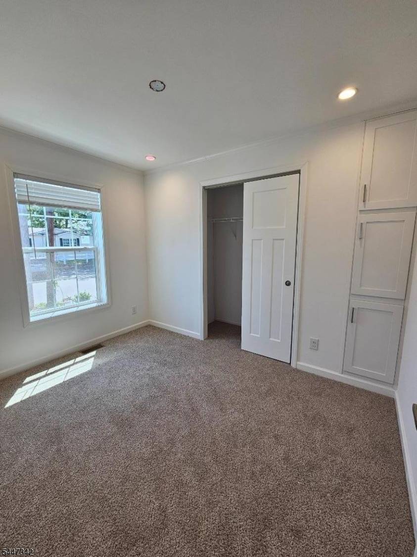 428 Kenbury Rd, Branchburg Twp., NJ 08876