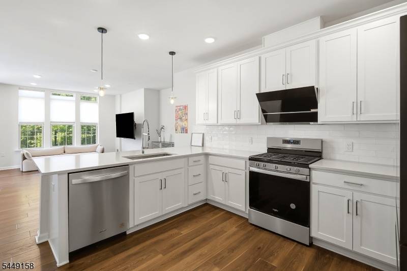 1015 Station Rd, Somerville Boro, NJ 08876