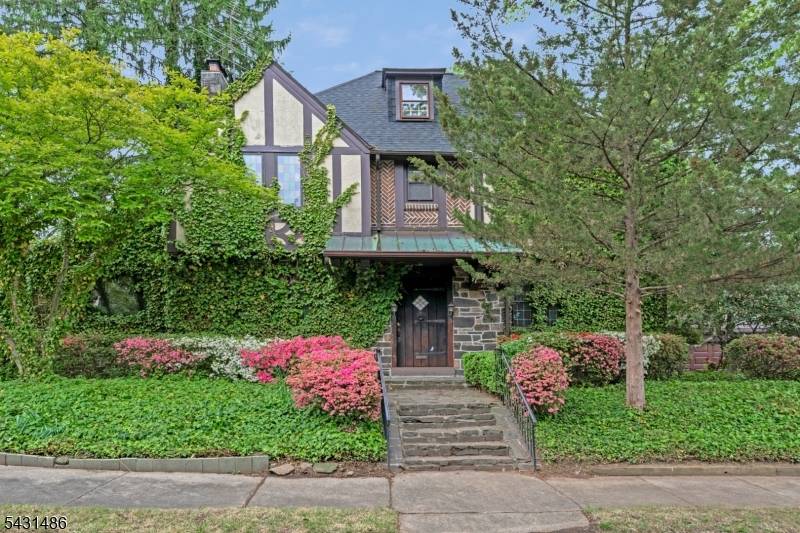 3 Shelbourne Ave, Trenton City, NJ 08618