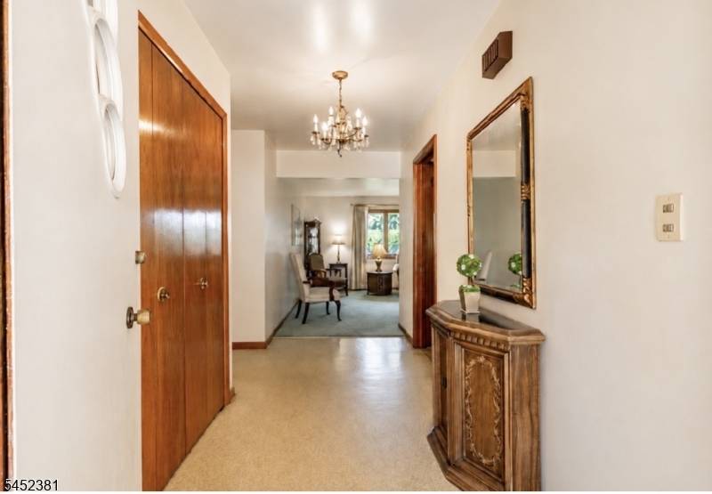 181 Princeton Ave, Rahway City, NJ 07065