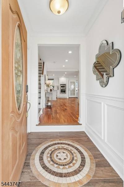 81 Hudson Ave, Maplewood Twp., NJ 07040