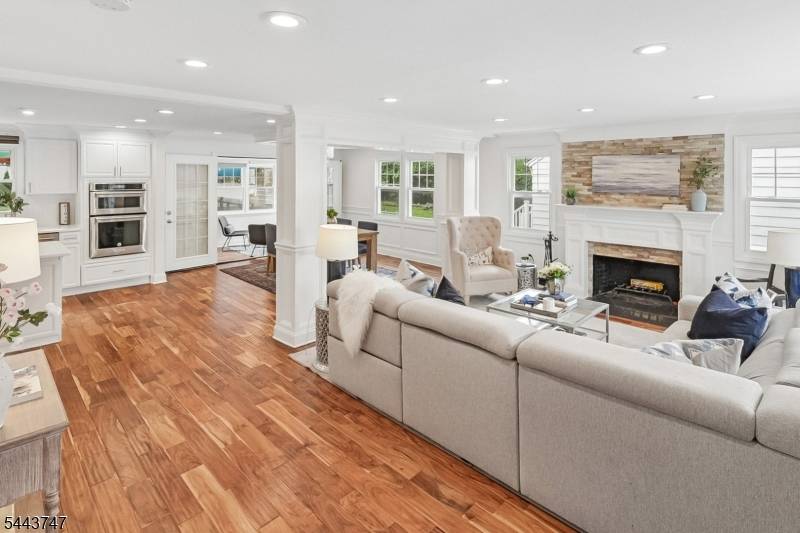 81 Hudson Ave, Maplewood Twp., NJ 07040
