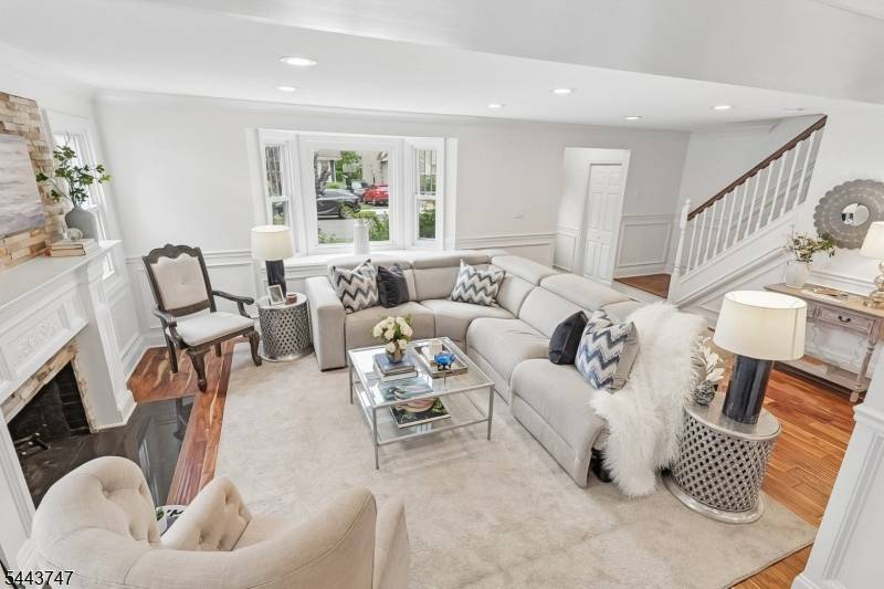 81 Hudson Ave, Maplewood Twp., NJ 07040