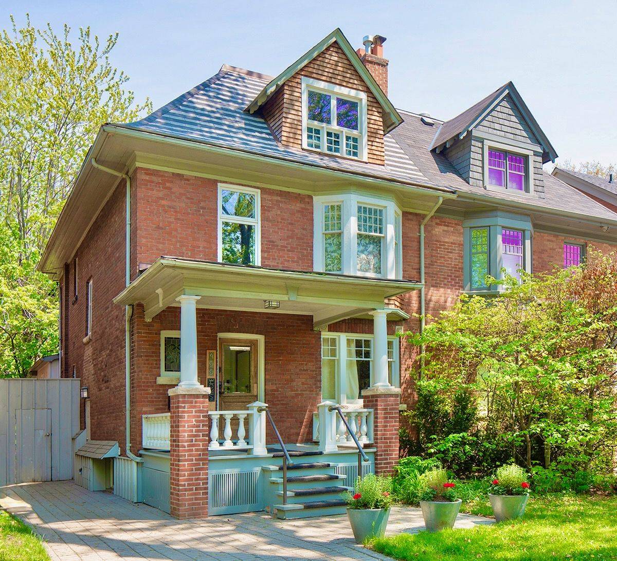 499 Palmerston BLVD, Toronto C01, ON M6G 2P2