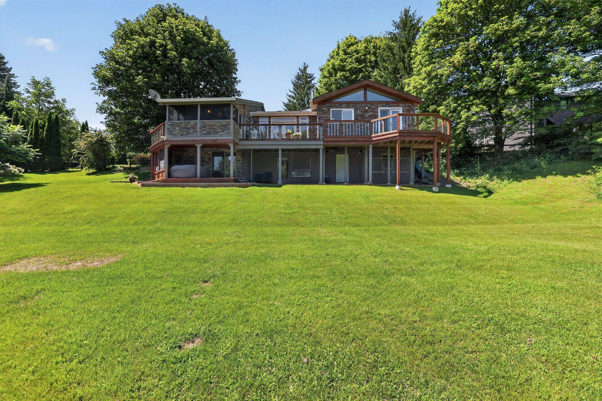 20417 Centre ST, East Gwillimbury, ON L0G 1M0
