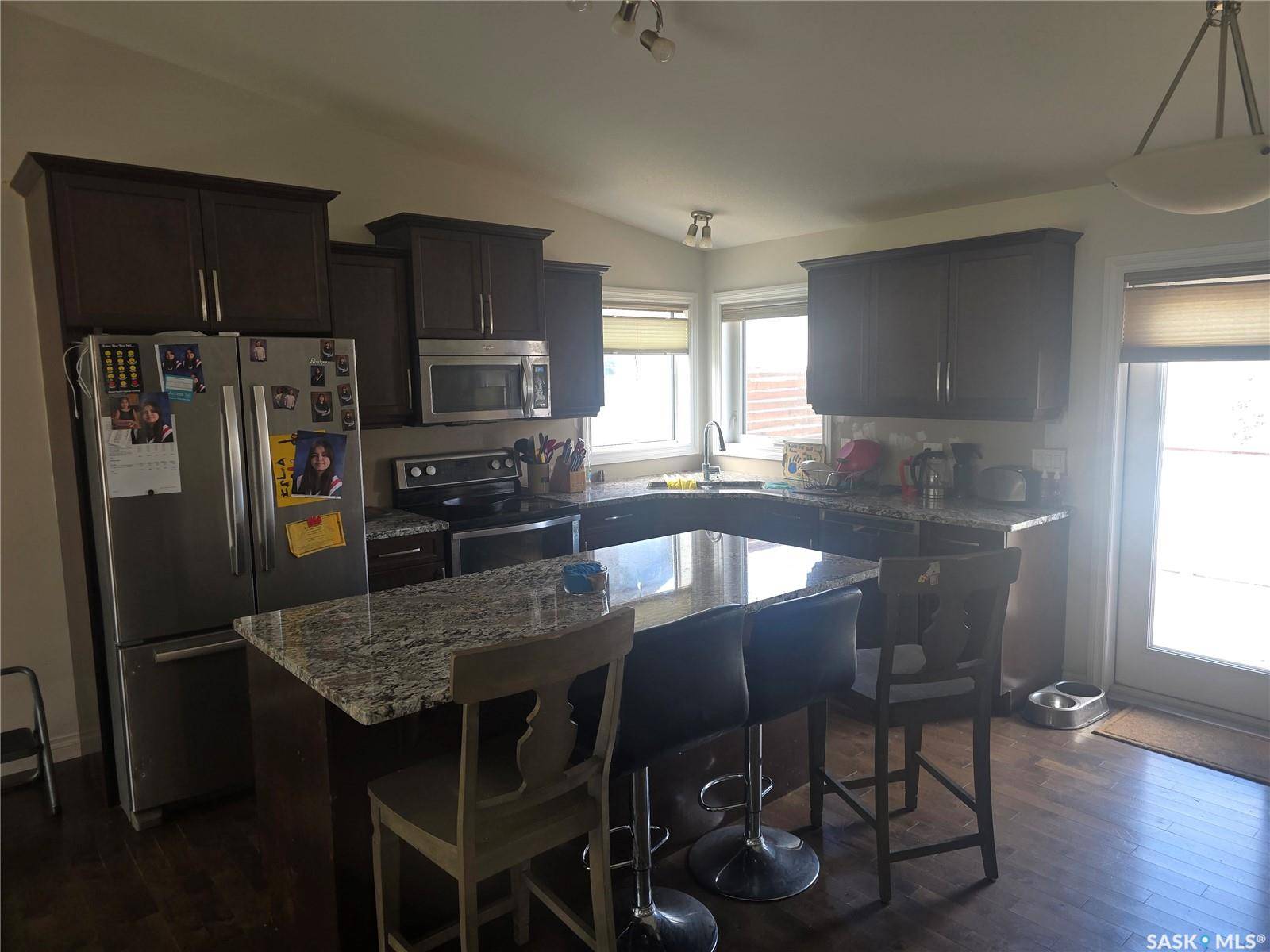 444 5th AVENUE, Pilot Butte, SK S0G 3Z0