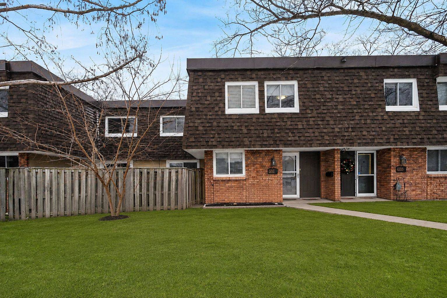 521 Timber LN #39, Burlington, ON L7L 4B1