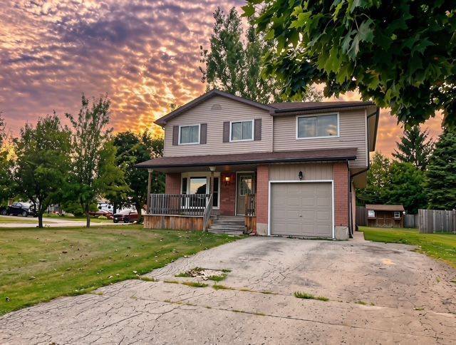 56 Edward ST, Mapleton, ON N0G 1P0