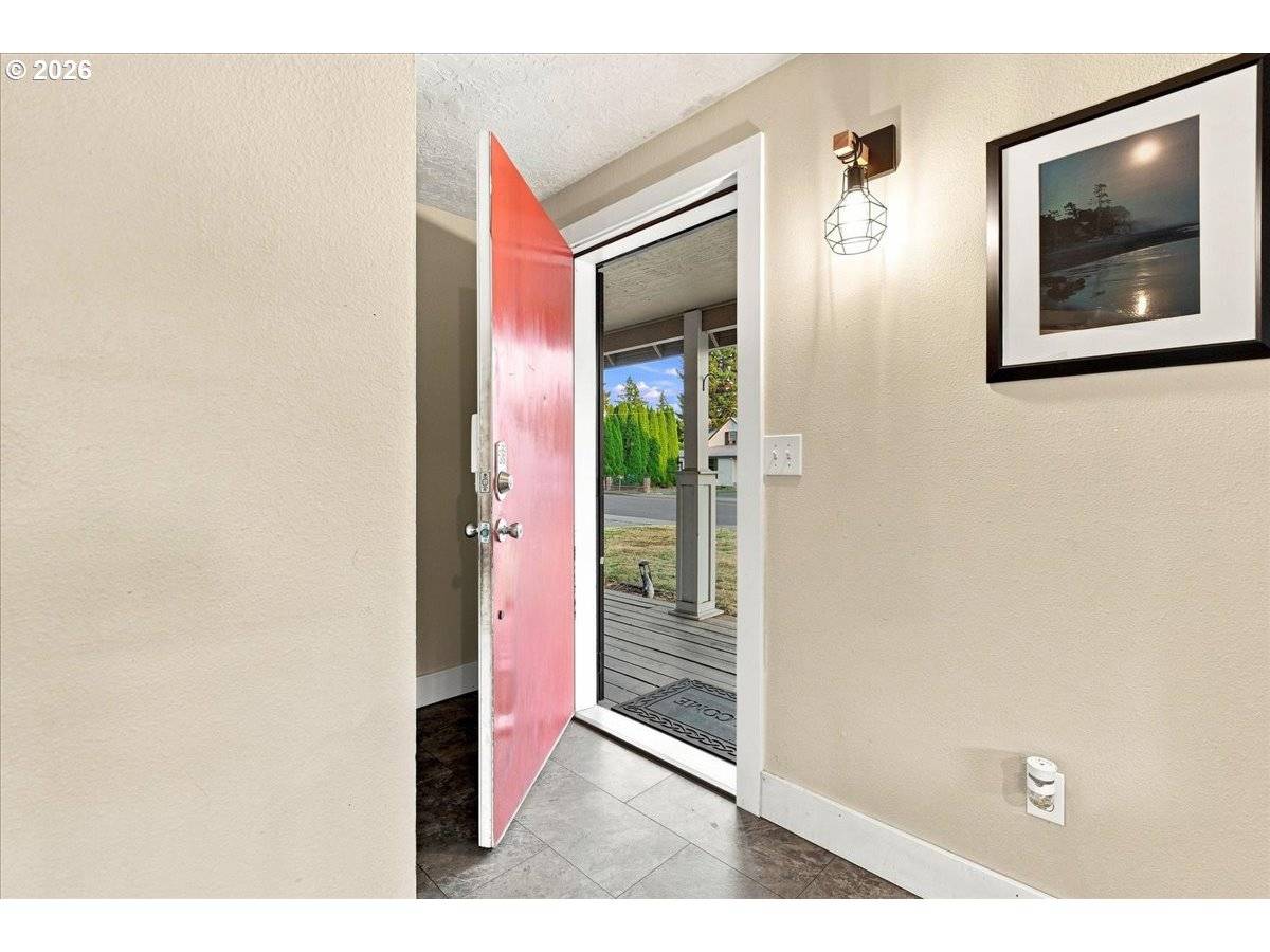 771 H ST, Washougal, WA 98671