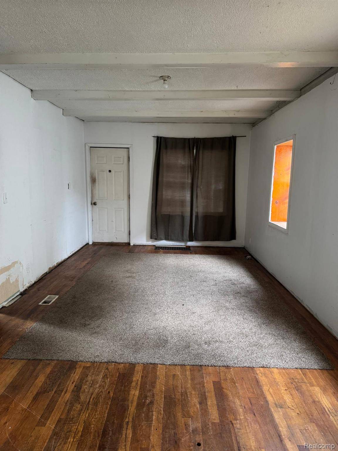 1705 Arizona AVE, Flint, MI 48506
