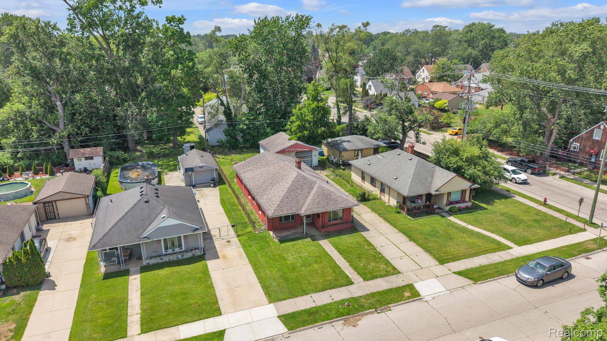 3916 Cornell ST, Dearborn Heights, MI 48125