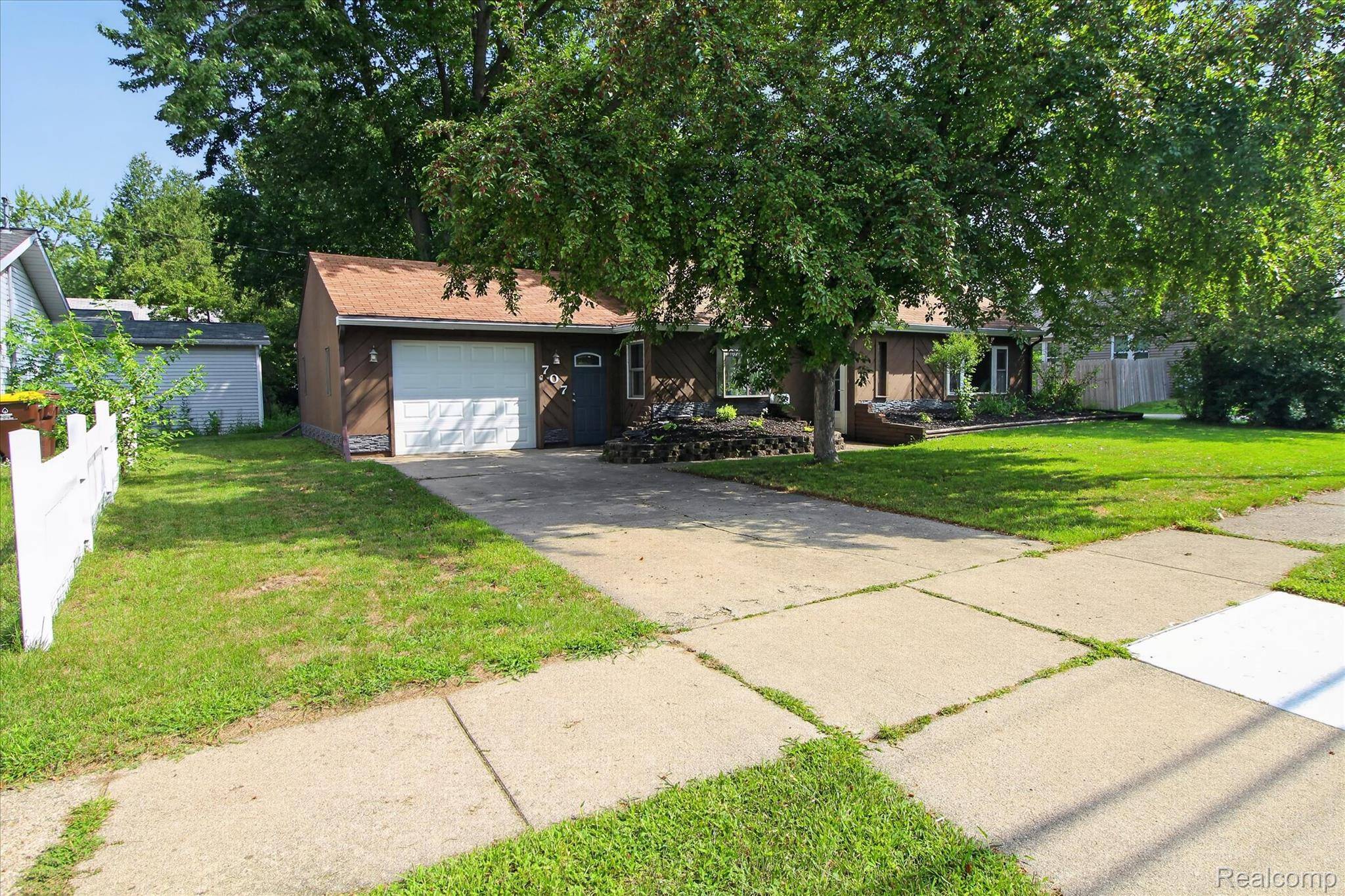 707 E Wisconsin ST, Mt. Pleasant, MI 48858