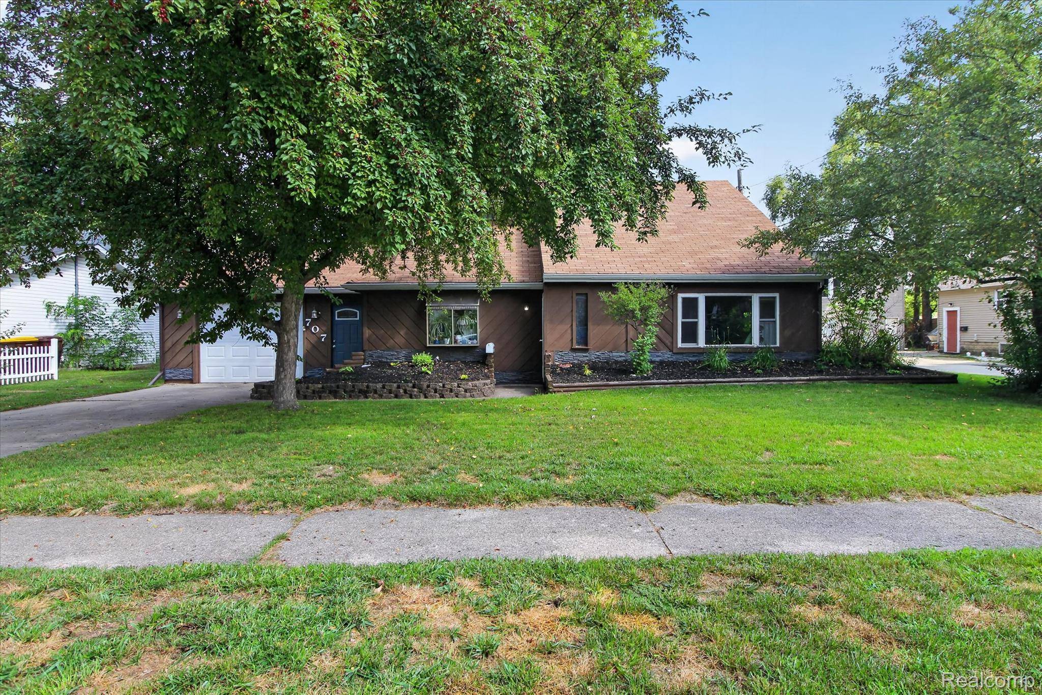 707 E Wisconsin ST, Mt. Pleasant, MI 48858