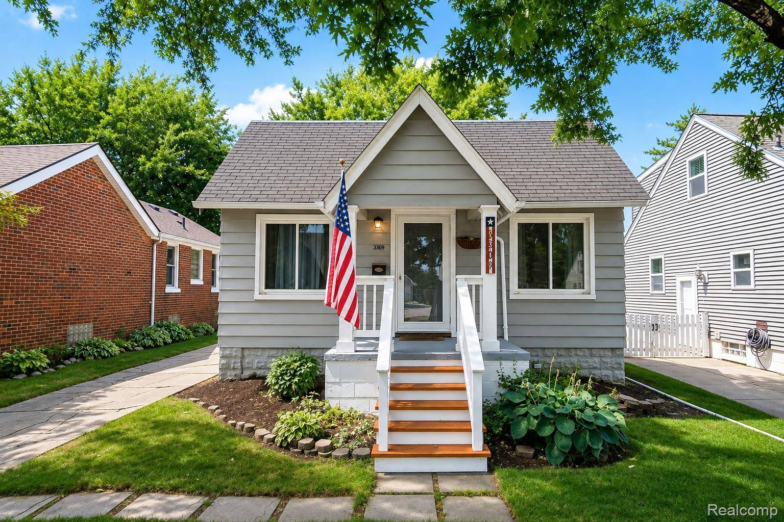 3309 Cummings AVE, Berkley, MI 48072