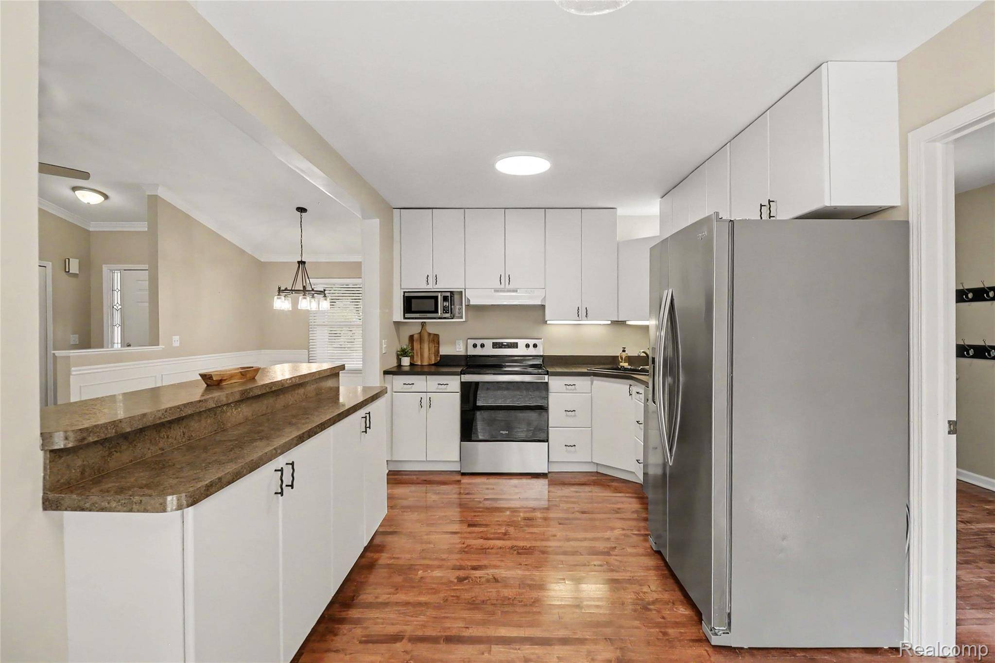 24946 Fairway Hills DR, Novi, MI 48374
