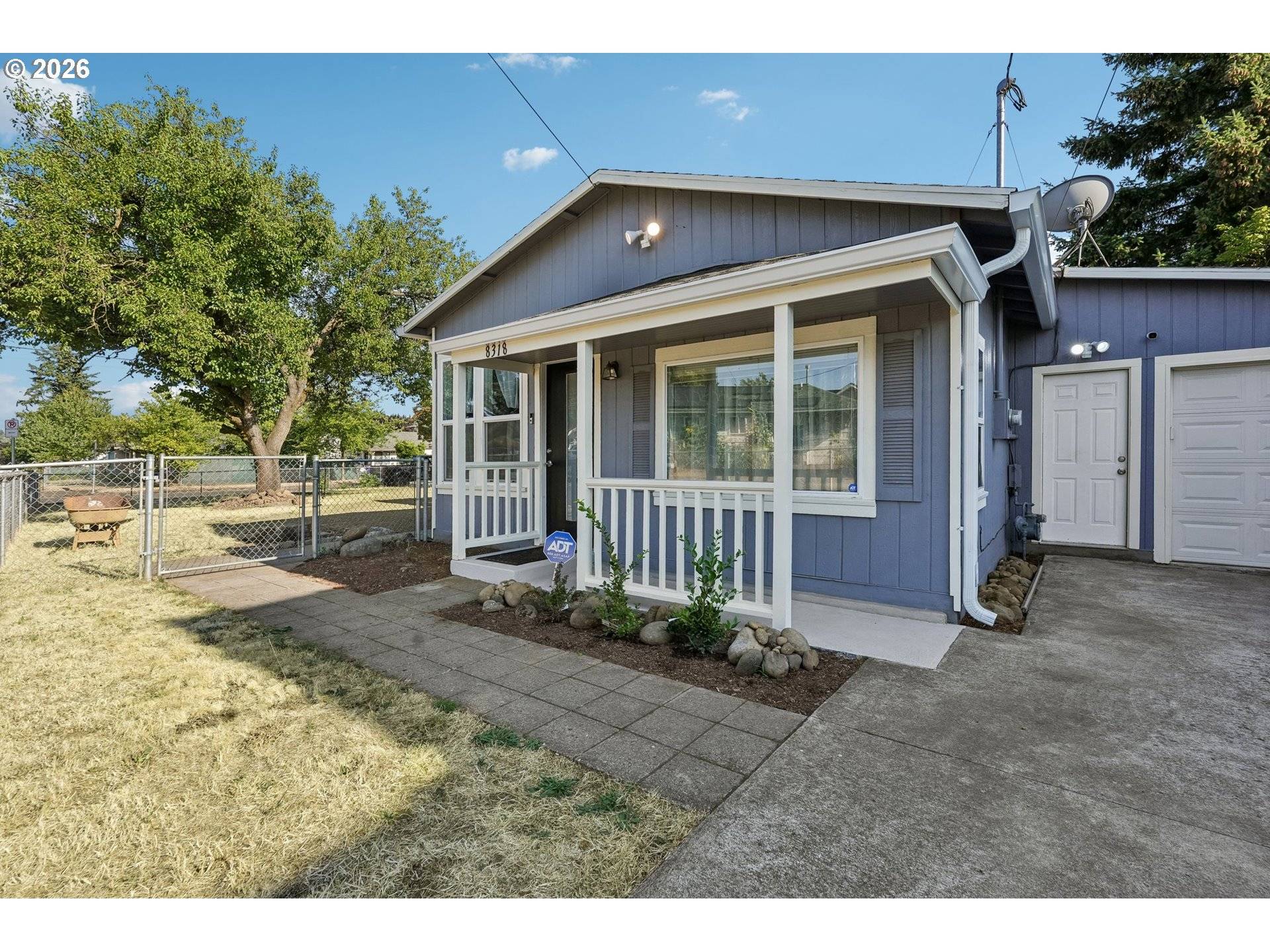8318 SE KNAPP ST, Portland, OR 97266