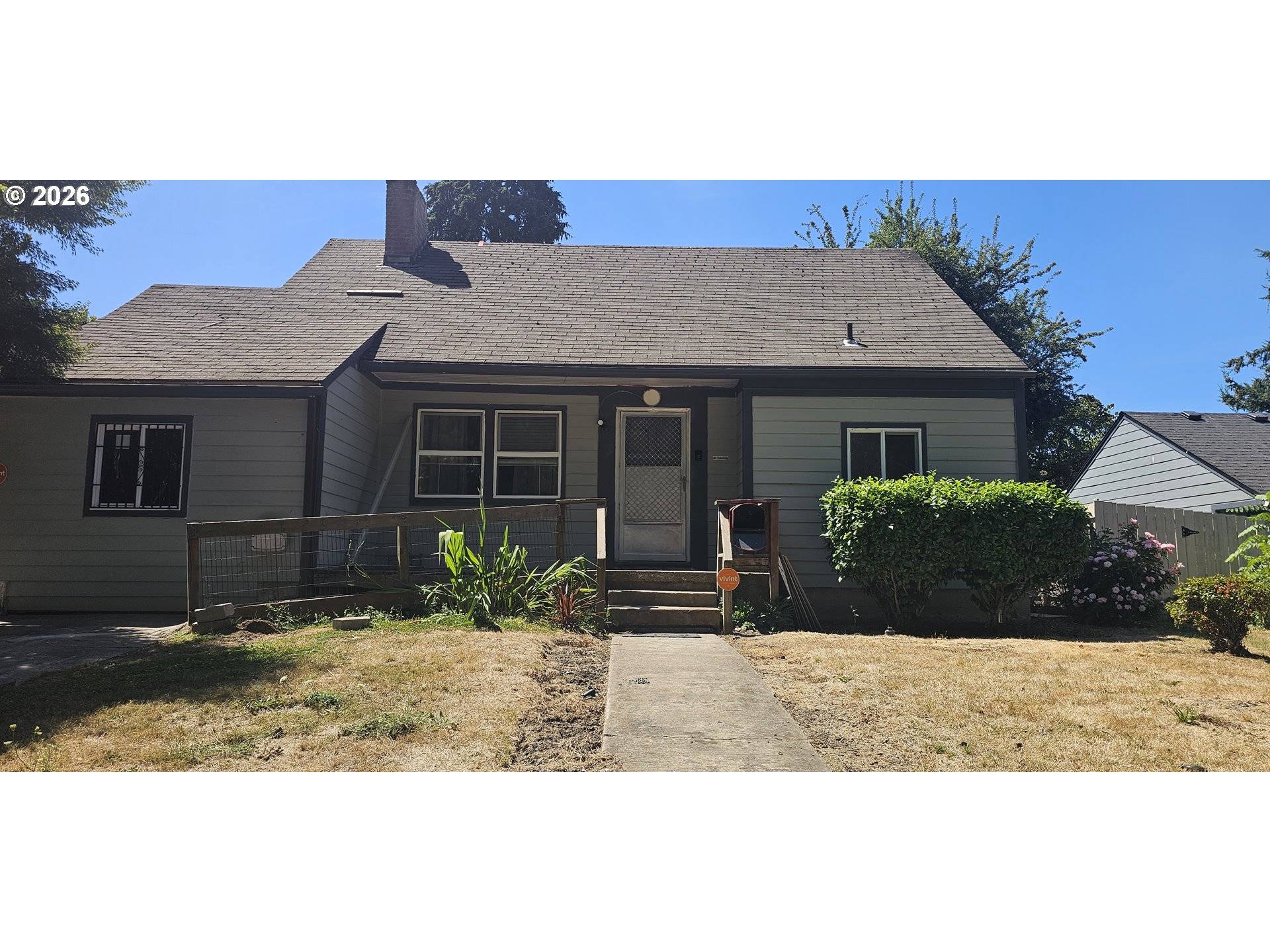 10238 N JAMES ST, Portland, OR 97203