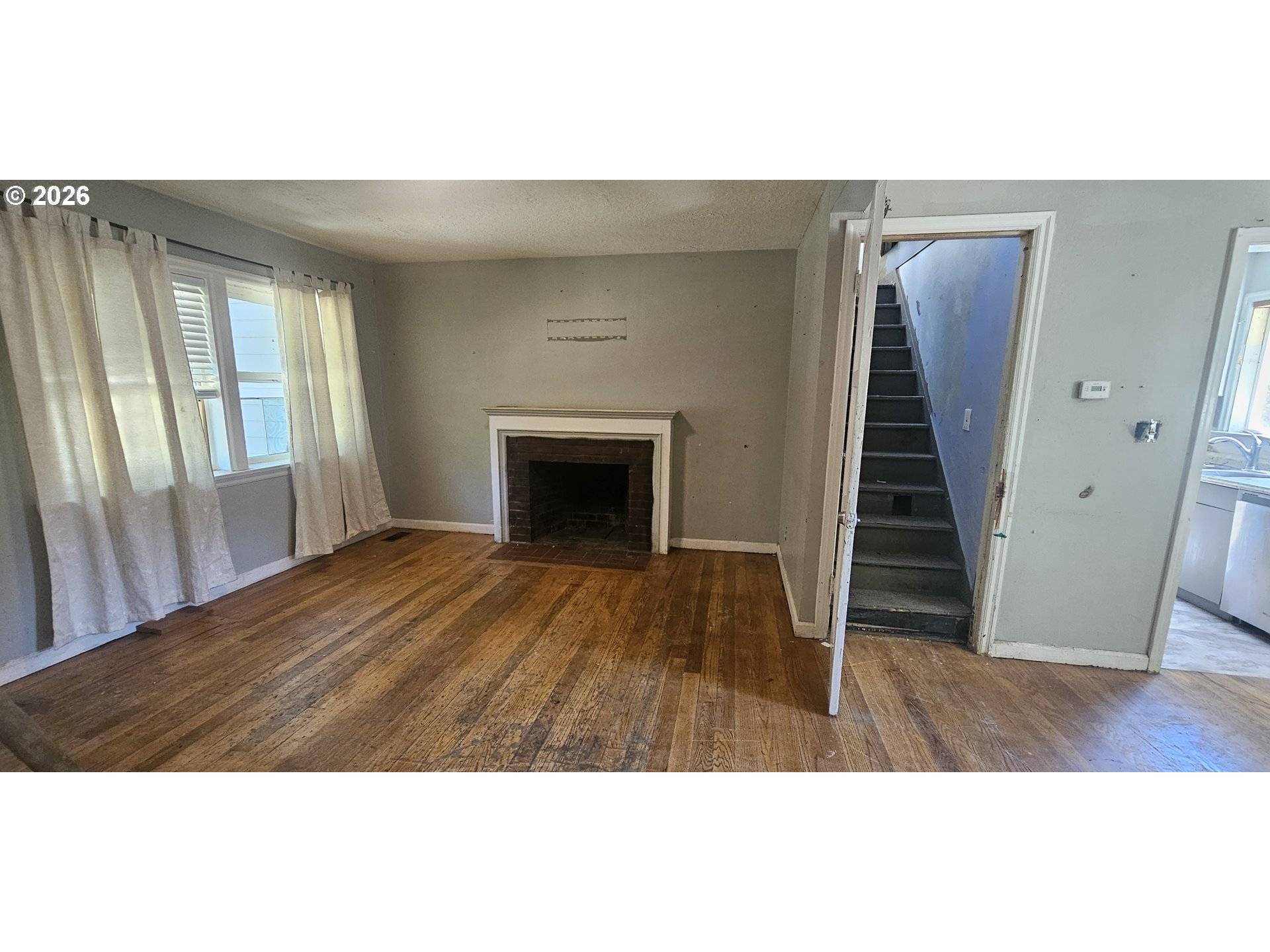 10238 N JAMES ST, Portland, OR 97203