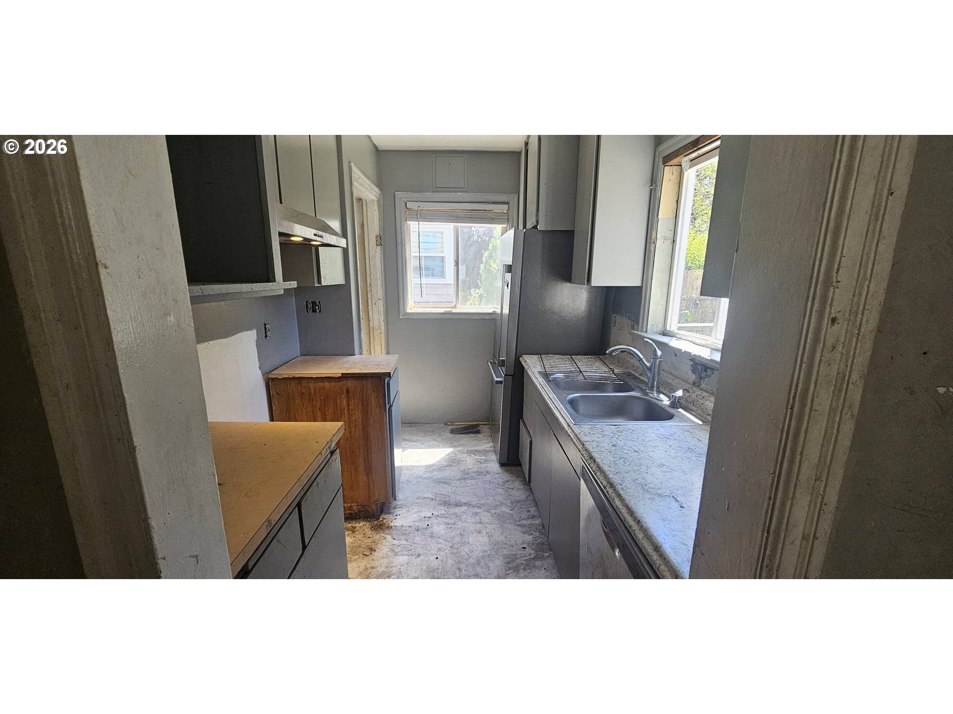 10238 N JAMES ST, Portland, OR 97203