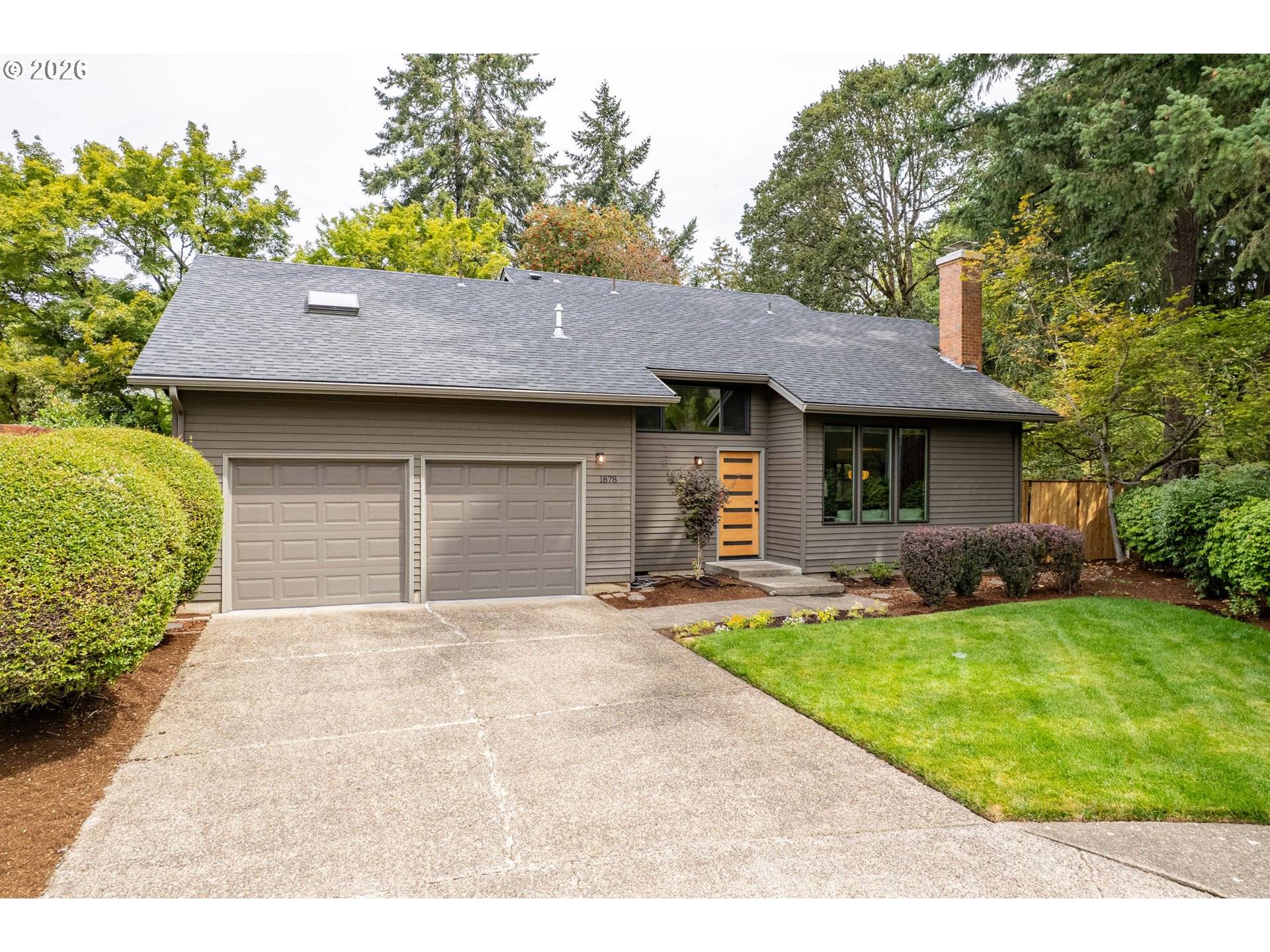 1878 RUSSET DR, Eugene, OR 97401