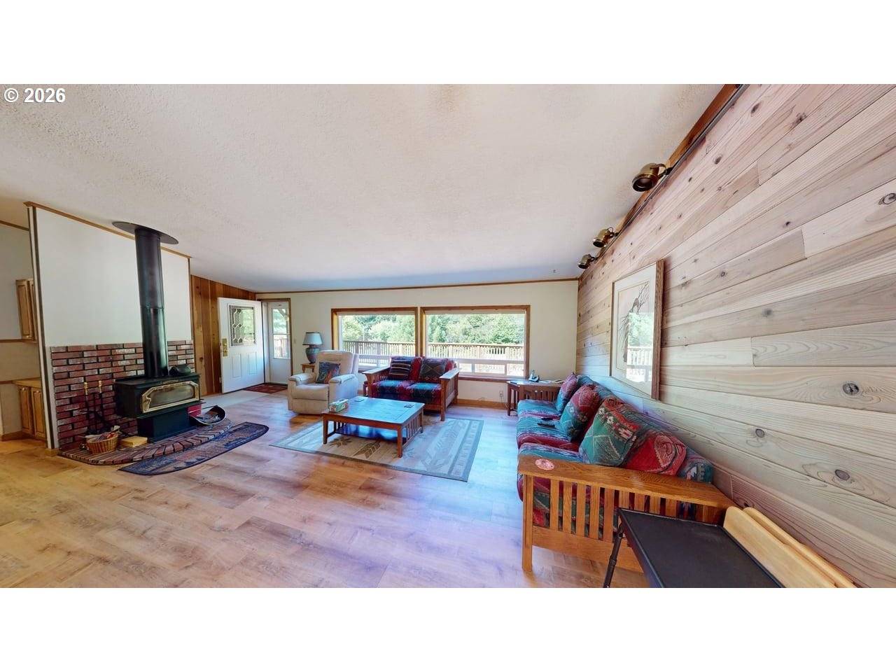 32051 CEDAR VALLEY RD, Gold Beach, OR 97444