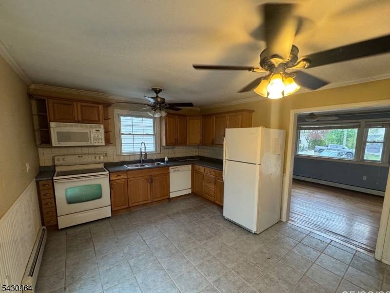 35 Mayne Ave, Byram Twp., NJ 07874