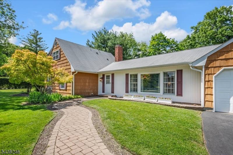 1097 Cambridge Ln, Bridgewater Twp., NJ 08807