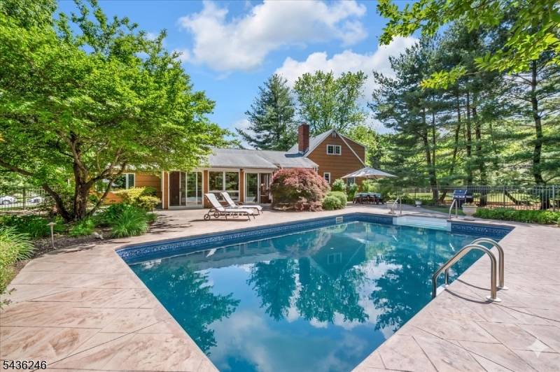 1097 Cambridge Ln, Bridgewater Twp., NJ 08807