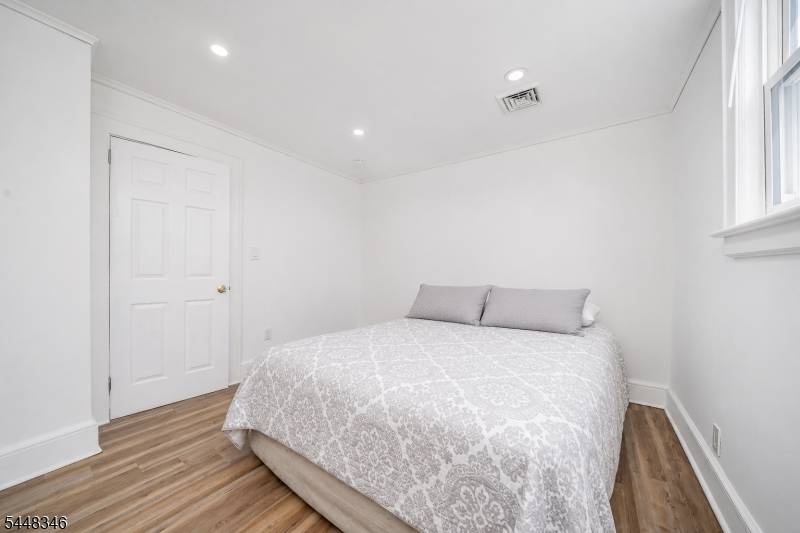 57 River Rd #2, Chatham Boro, NJ 07928