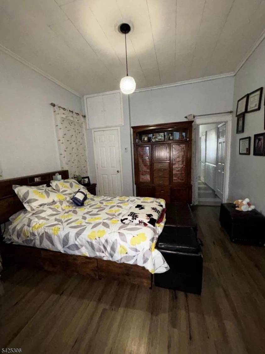 552 Market St, Paterson City, NJ 07513