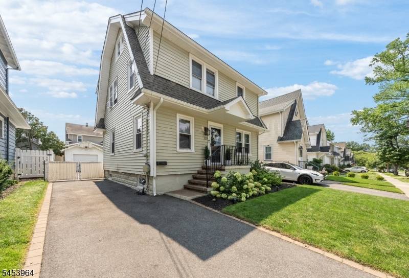 129 Demarest Ave, Bloomfield Twp., NJ 07003