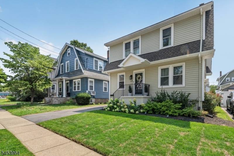 129 Demarest Ave, Bloomfield Twp., NJ 07003