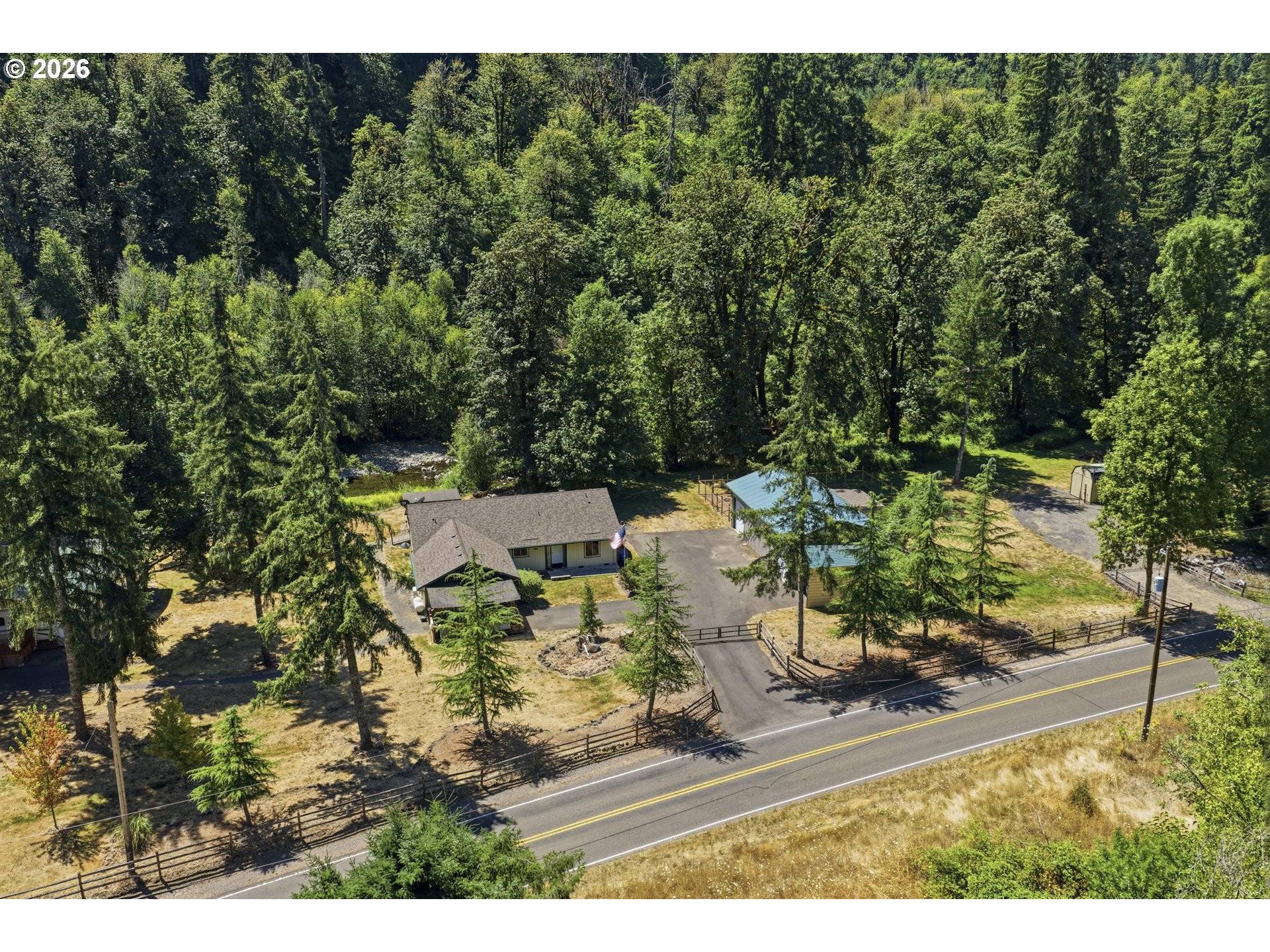 20658 ABIQUA RD N, Scotts Mills, OR 97375