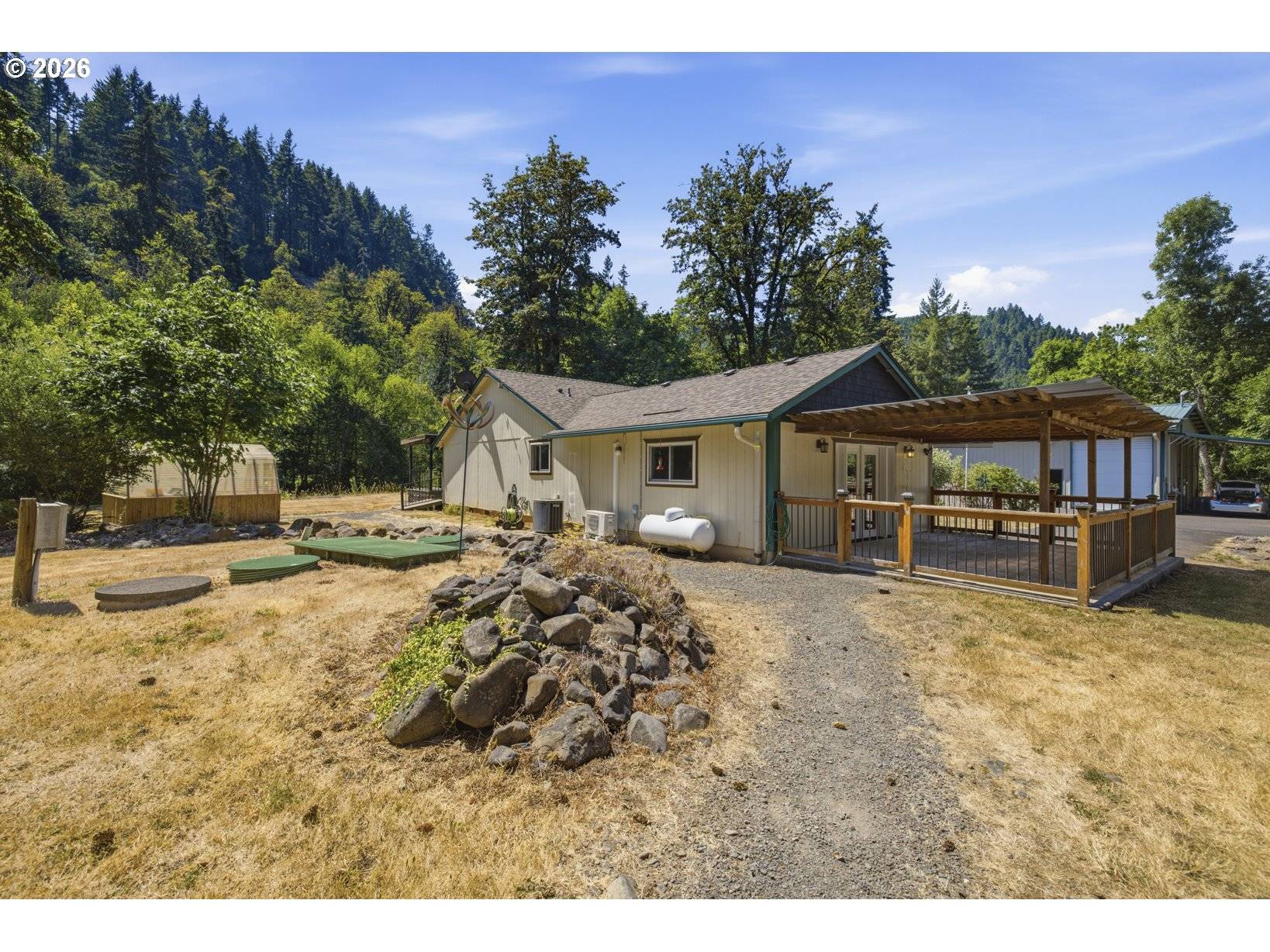 20658 ABIQUA RD N, Scotts Mills, OR 97375