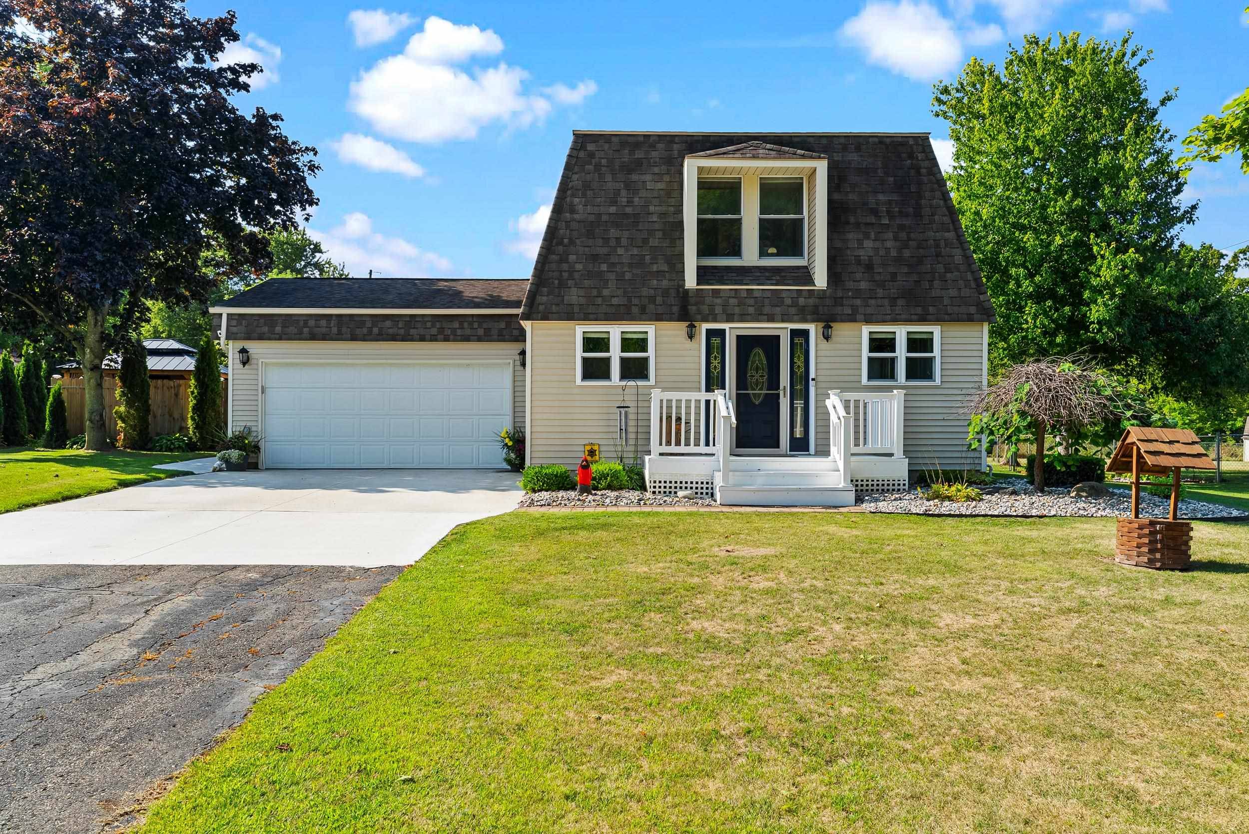 9224 Timberline CT, Grand Blanc Twp, MI 48439