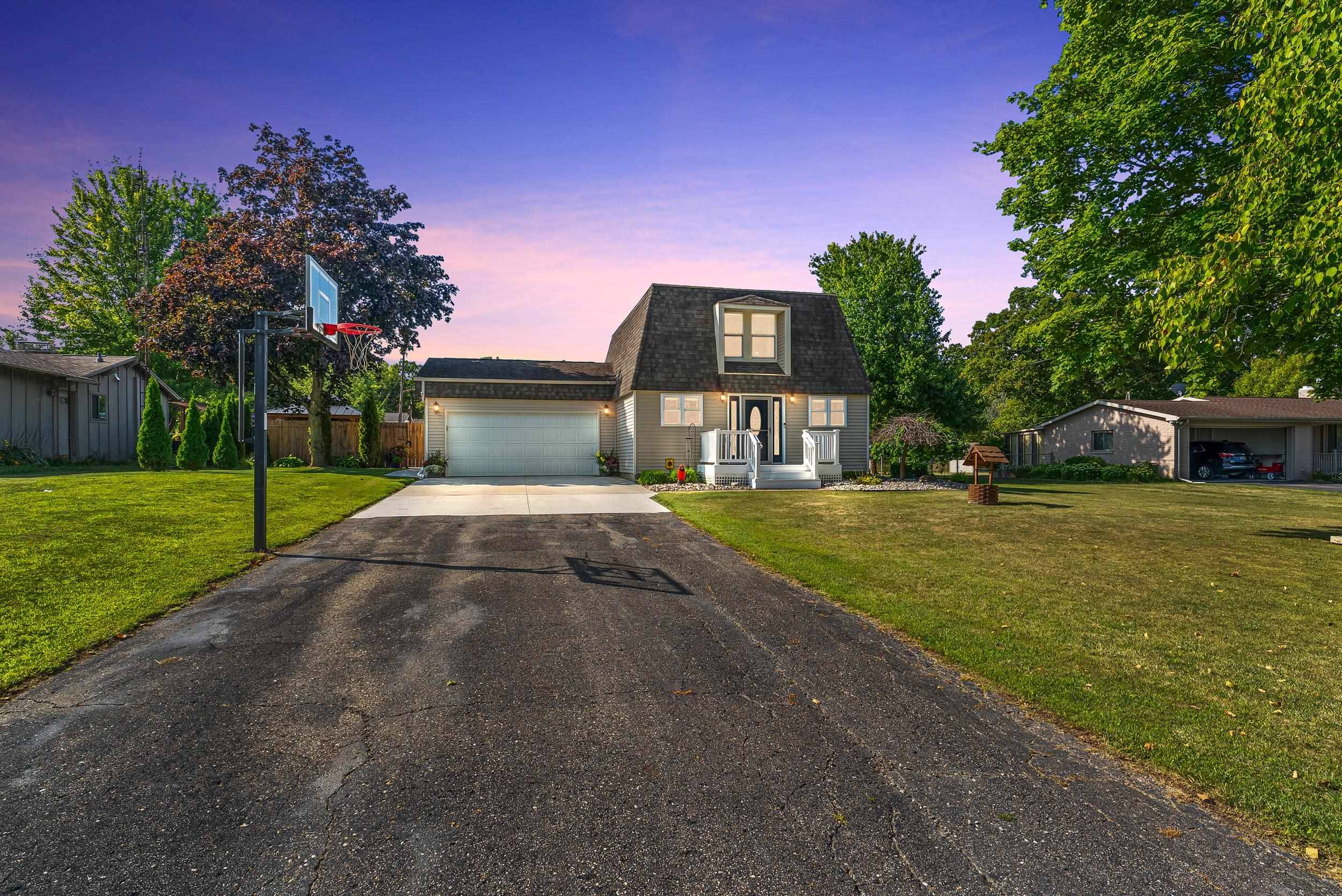 9224 Timberline CT, Grand Blanc Twp, MI 48439