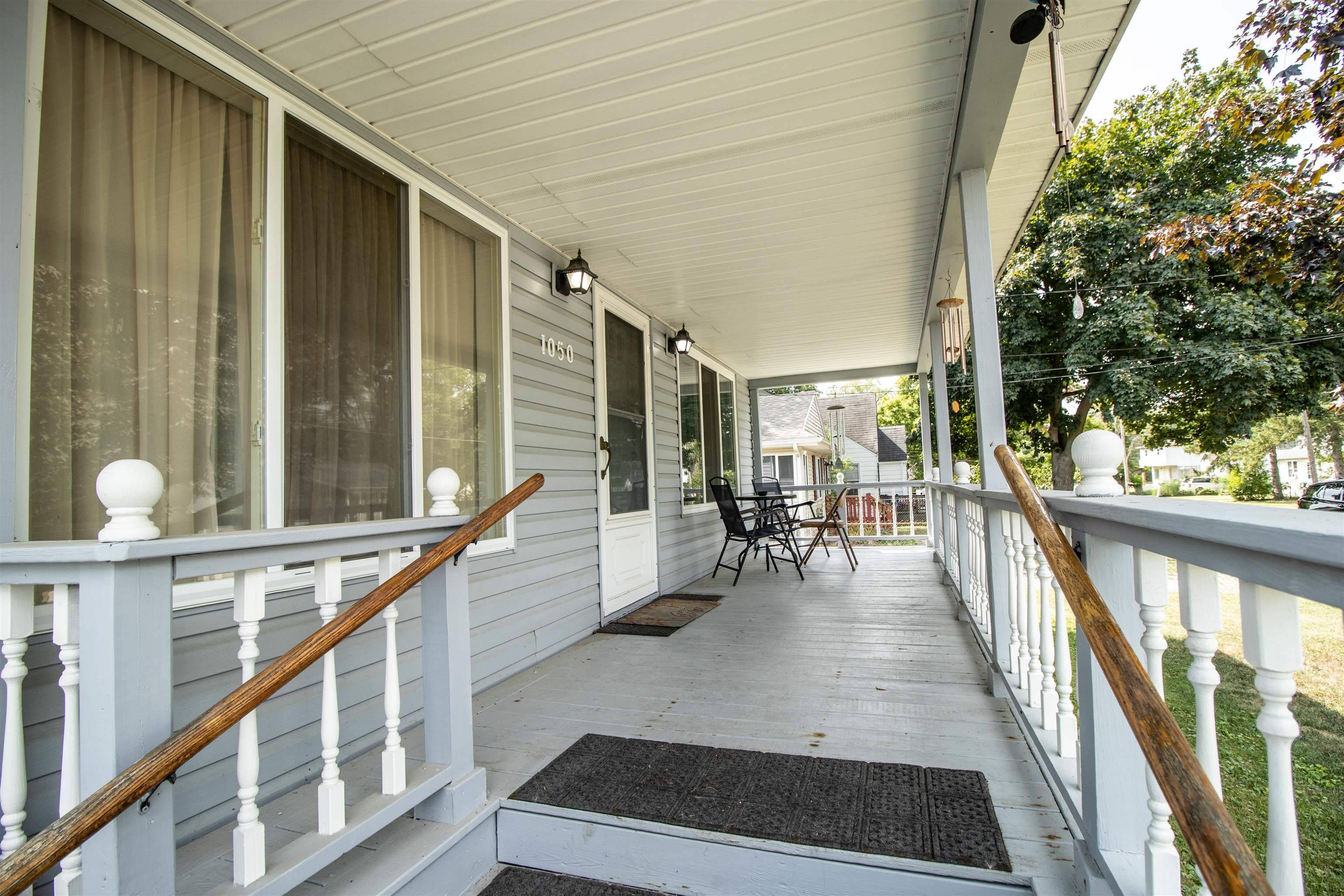 1050 Corydon DR, Genesee Twp, MI 48458