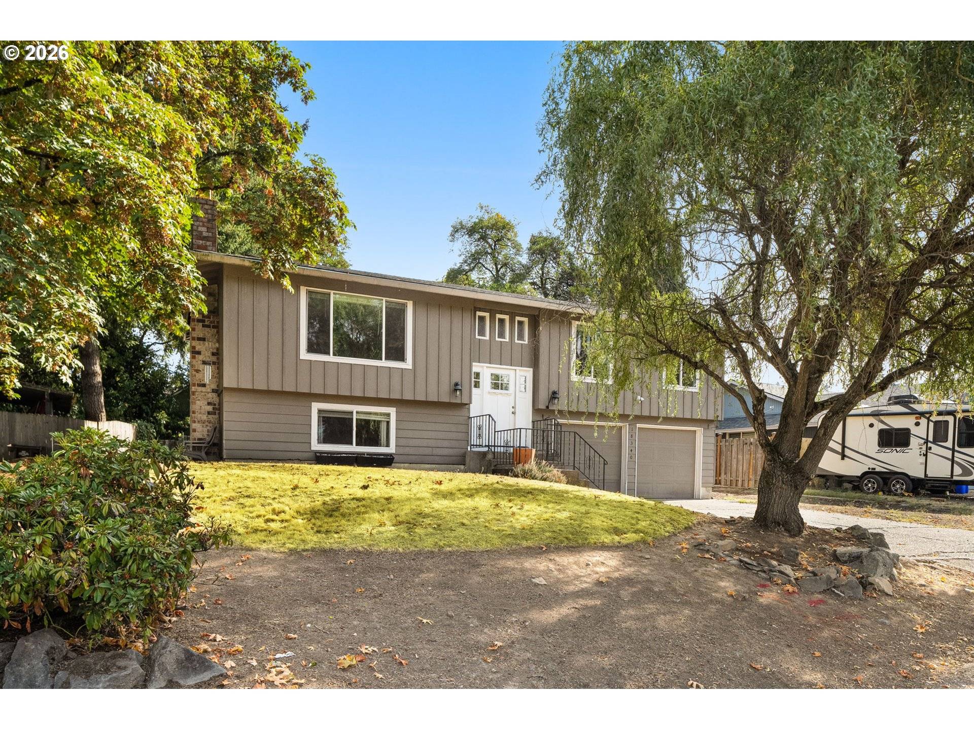 18340 CHRIS CT, Gladstone, OR 97027