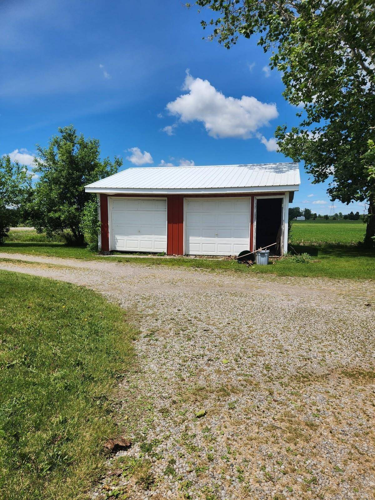 71040 Omo RD, Richmond Twp, MI 48062