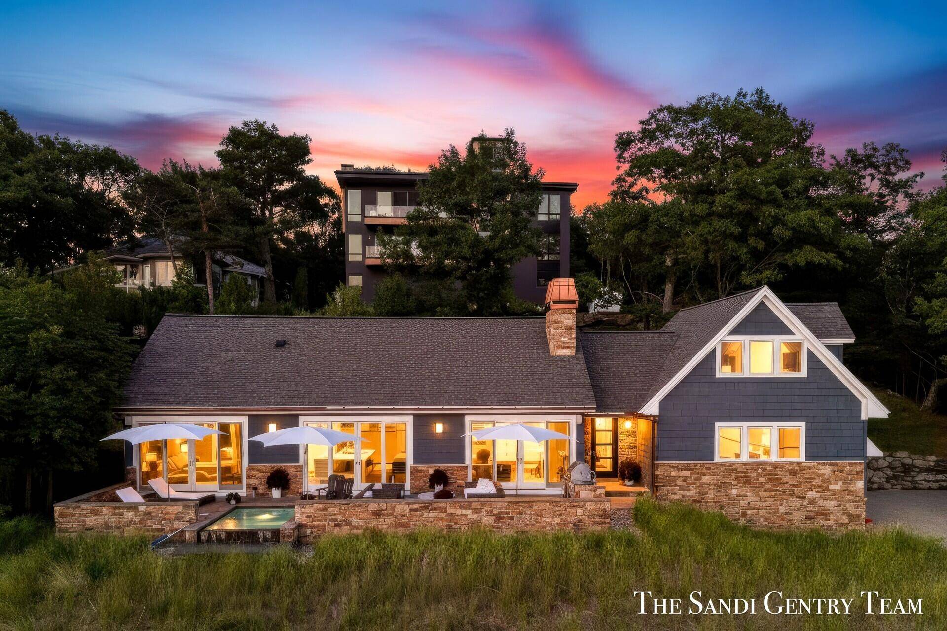 1796 Beach ST, Muskegon City, MI 49441