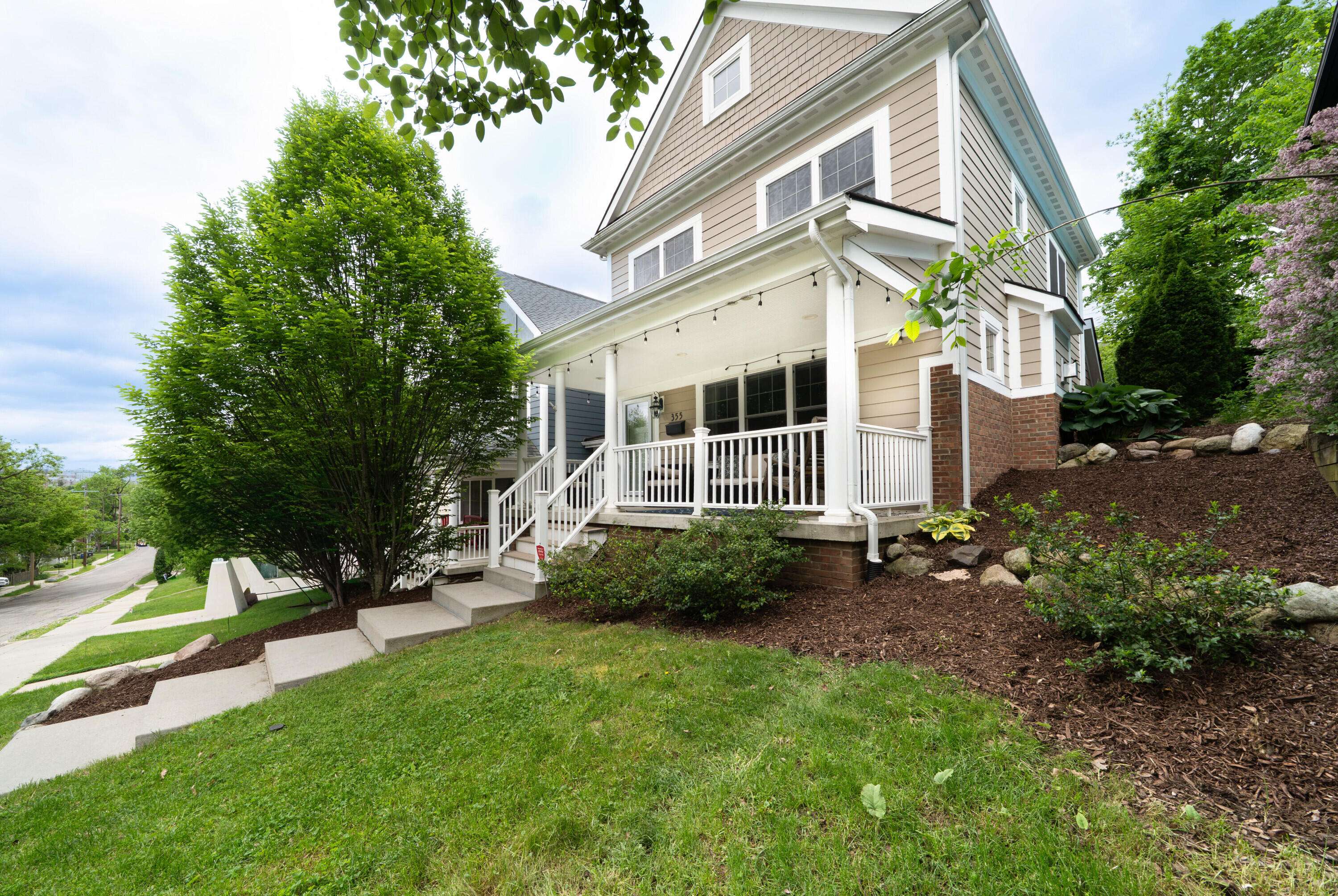355 Koch AVE, Ann Arbor, MI 48103