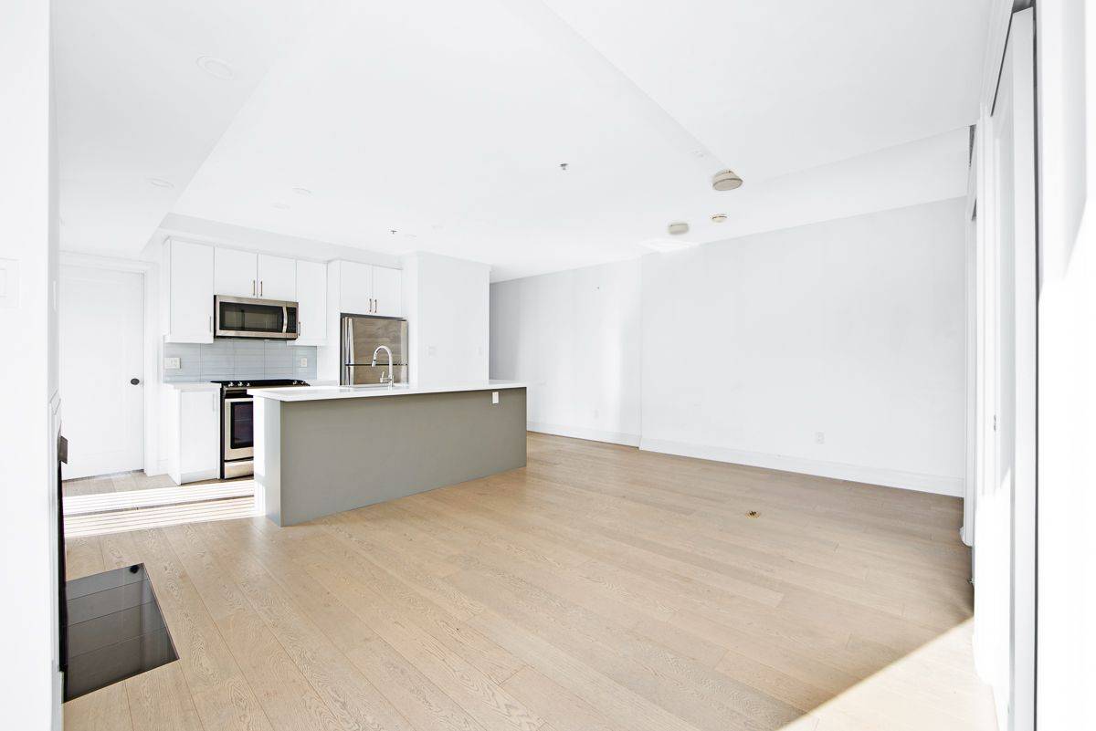 243 Niagara ST, Toronto C01, ON M6J 2L7