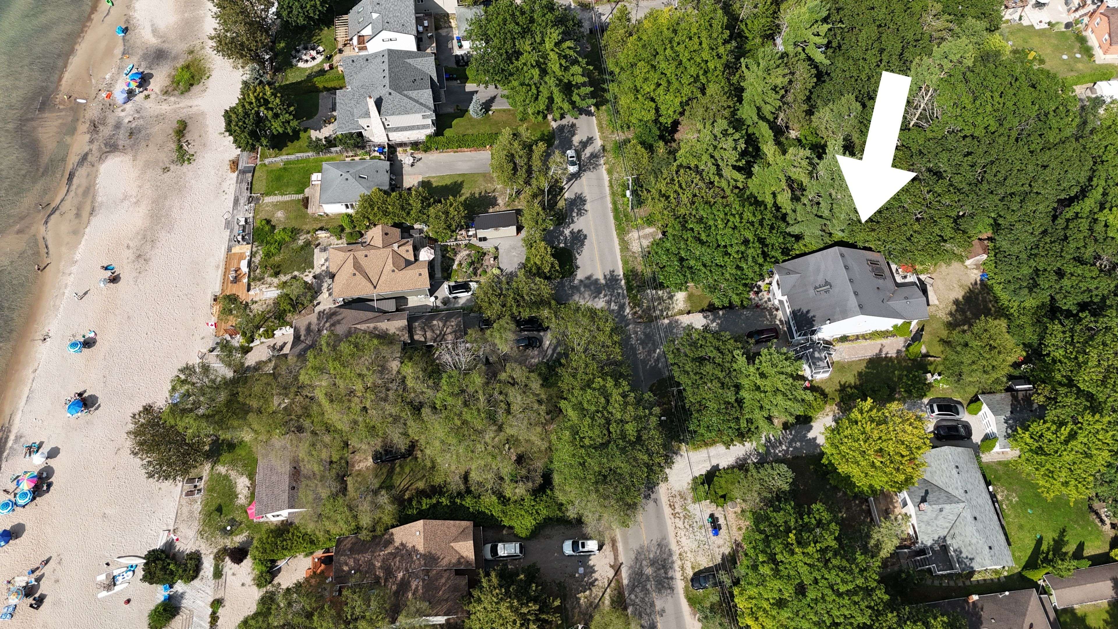 2225 Tiny Beaches RD S, Tiny, ON L0L 1P0
