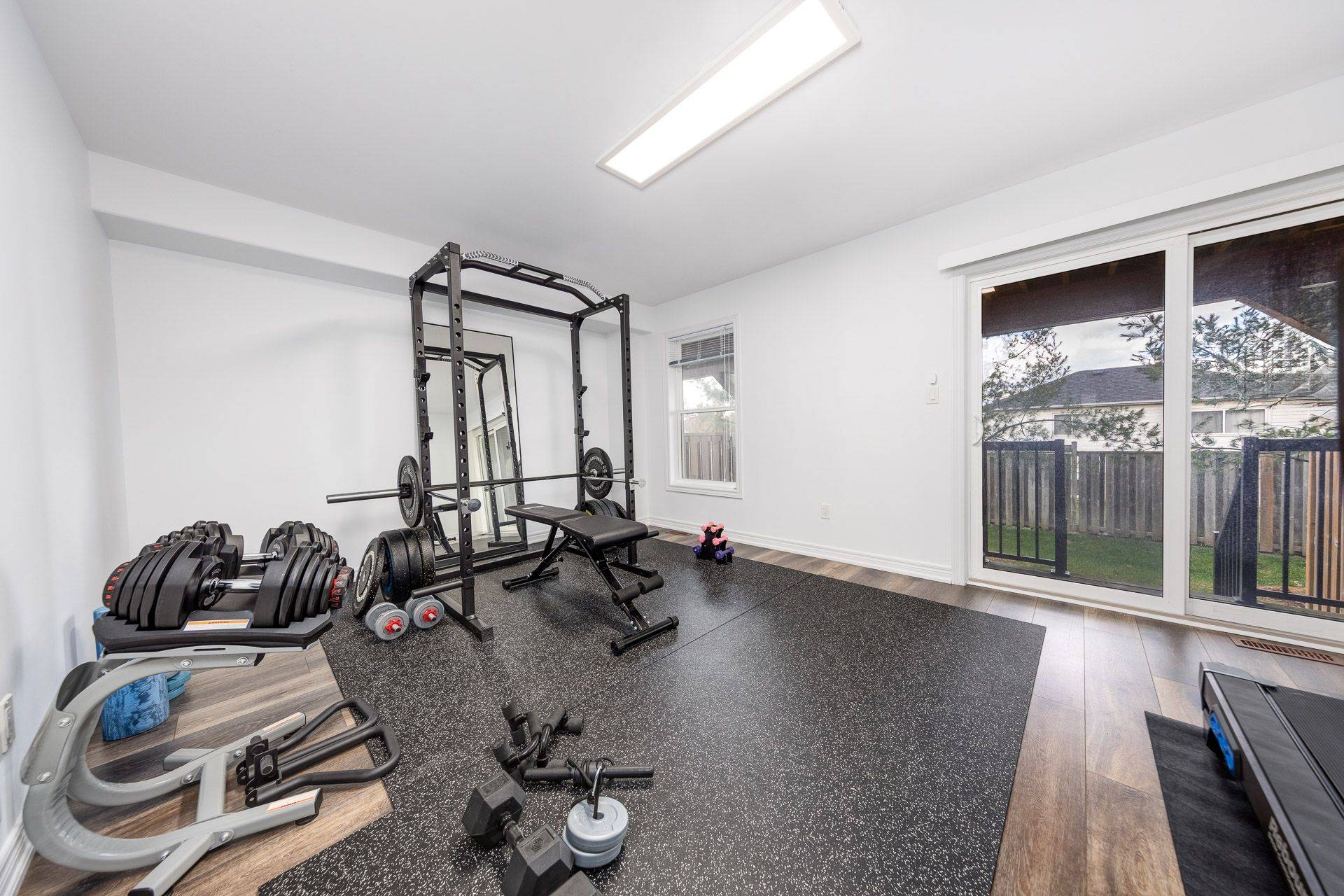 1 Leggott AVE #2, Barrie, ON L4N 6B1