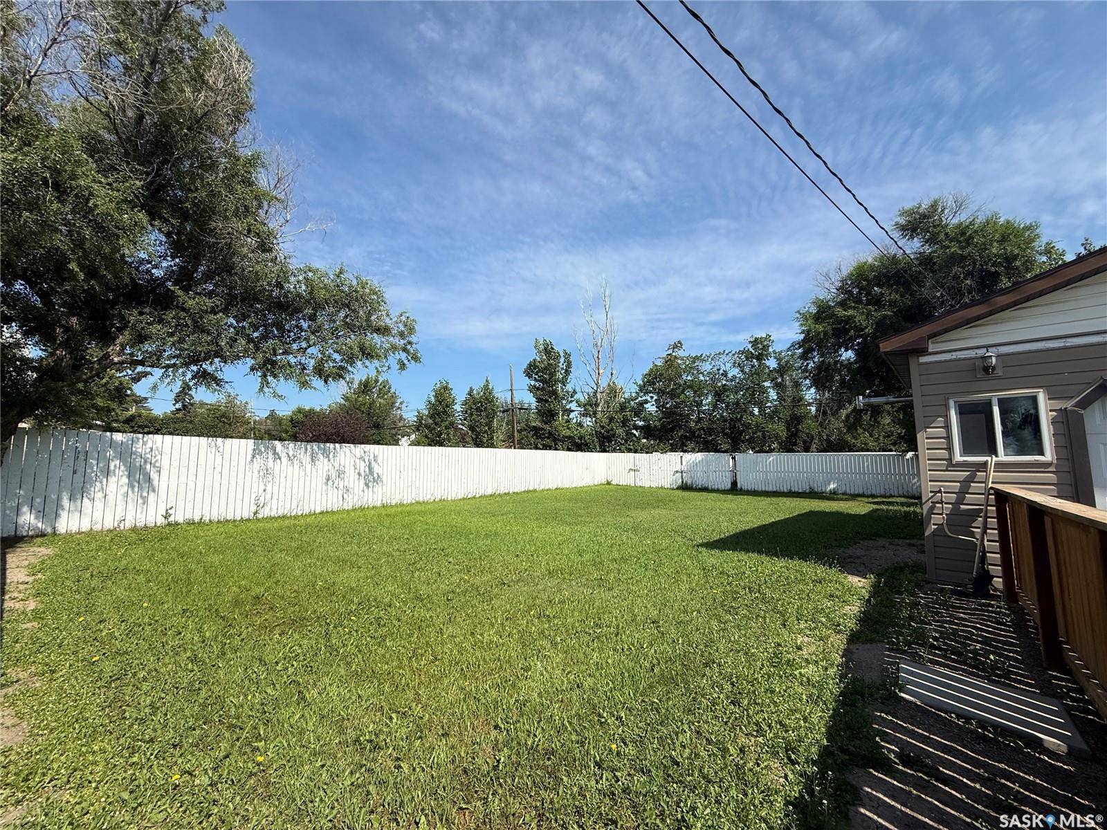 12 6th Street CRESCENT W, Kindersley, SK S0L 1S0