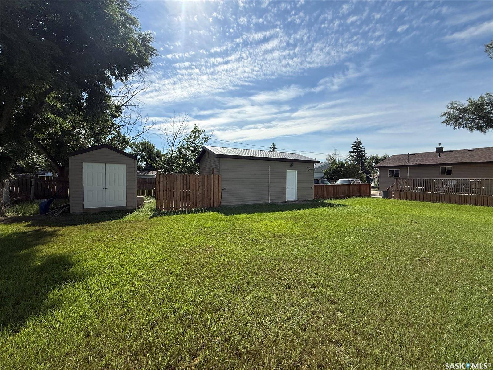 12 6th Street CRESCENT W, Kindersley, SK S0L 1S0
